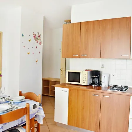 Apartmán Near The With Garden