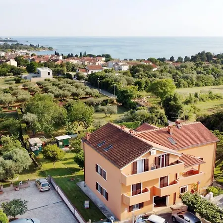 Apartmán Near The With Garden Zambratija (Istria)